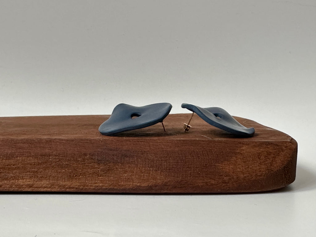 Ripple – Ink | Sculptural Round Studs